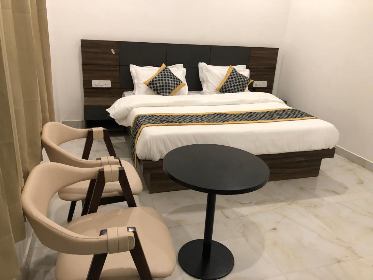 Kds Residency Hotel Greater Noida Kültér fotó