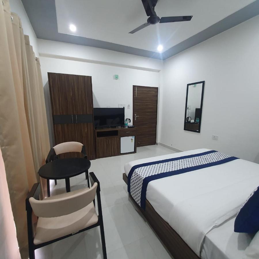 Kds Residency Hotel Greater Noida Kültér fotó